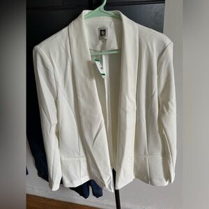 Anne Klein, 3/4 blazer XL OFF-white. BRAND NEW WITH TAGS